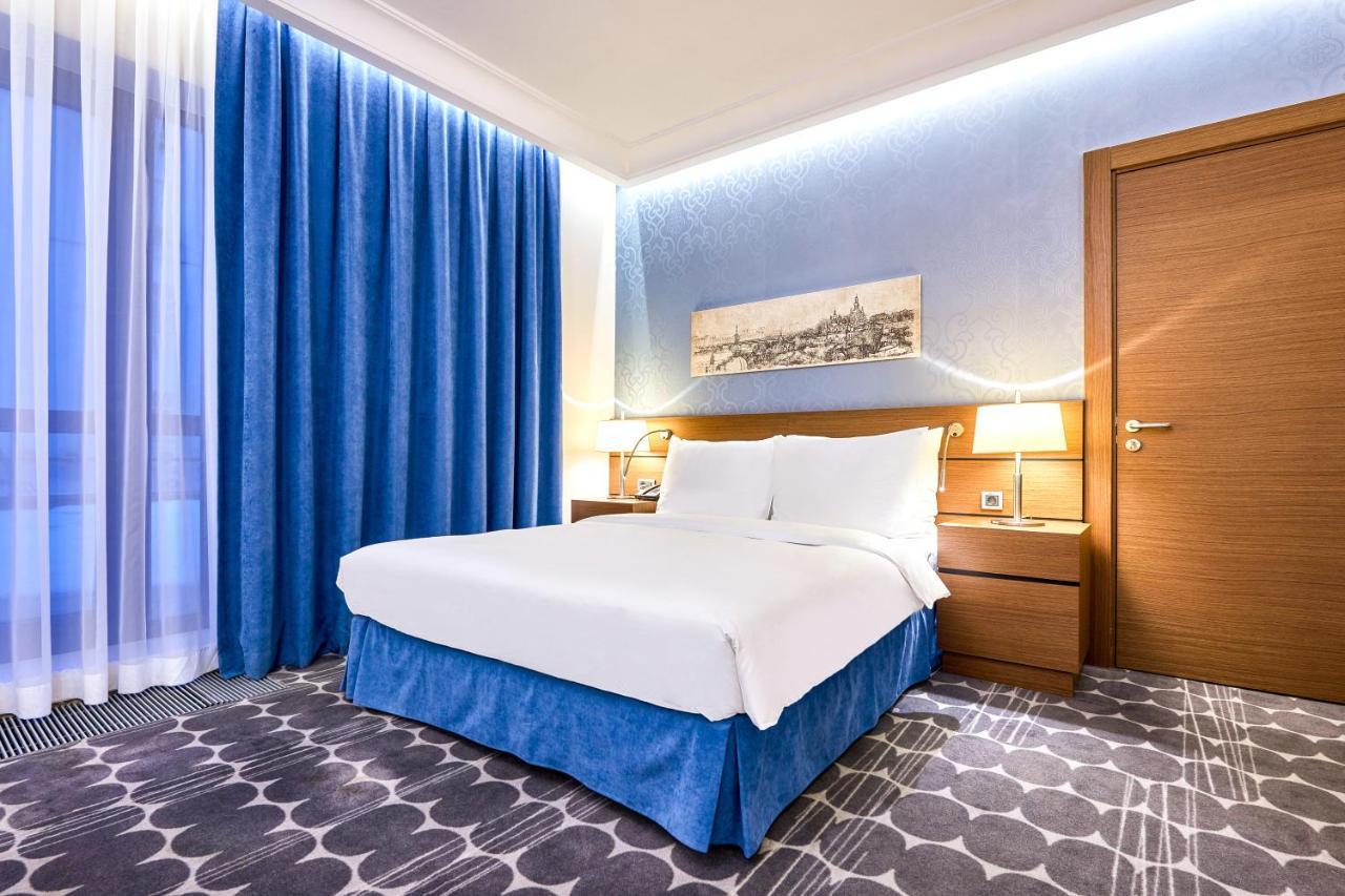 Radisson Blu Hotel, Kyiv Podil City Centre Exteriör bild
