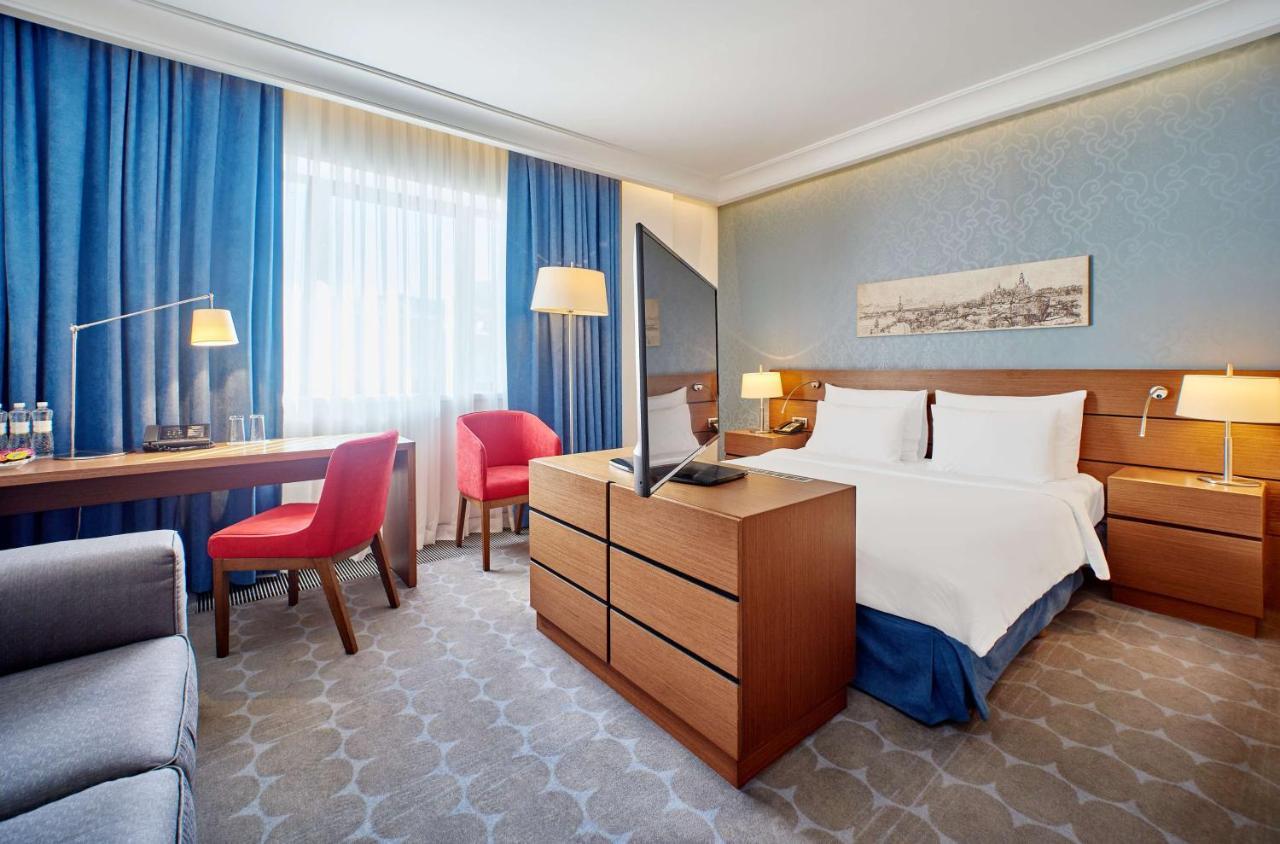 Radisson Blu Hotel, Kyiv Podil City Centre Exteriör bild