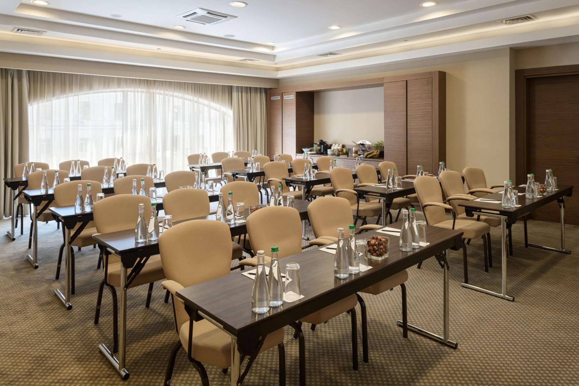 Radisson Blu Hotel, Kyiv Podil City Centre Exteriör bild
