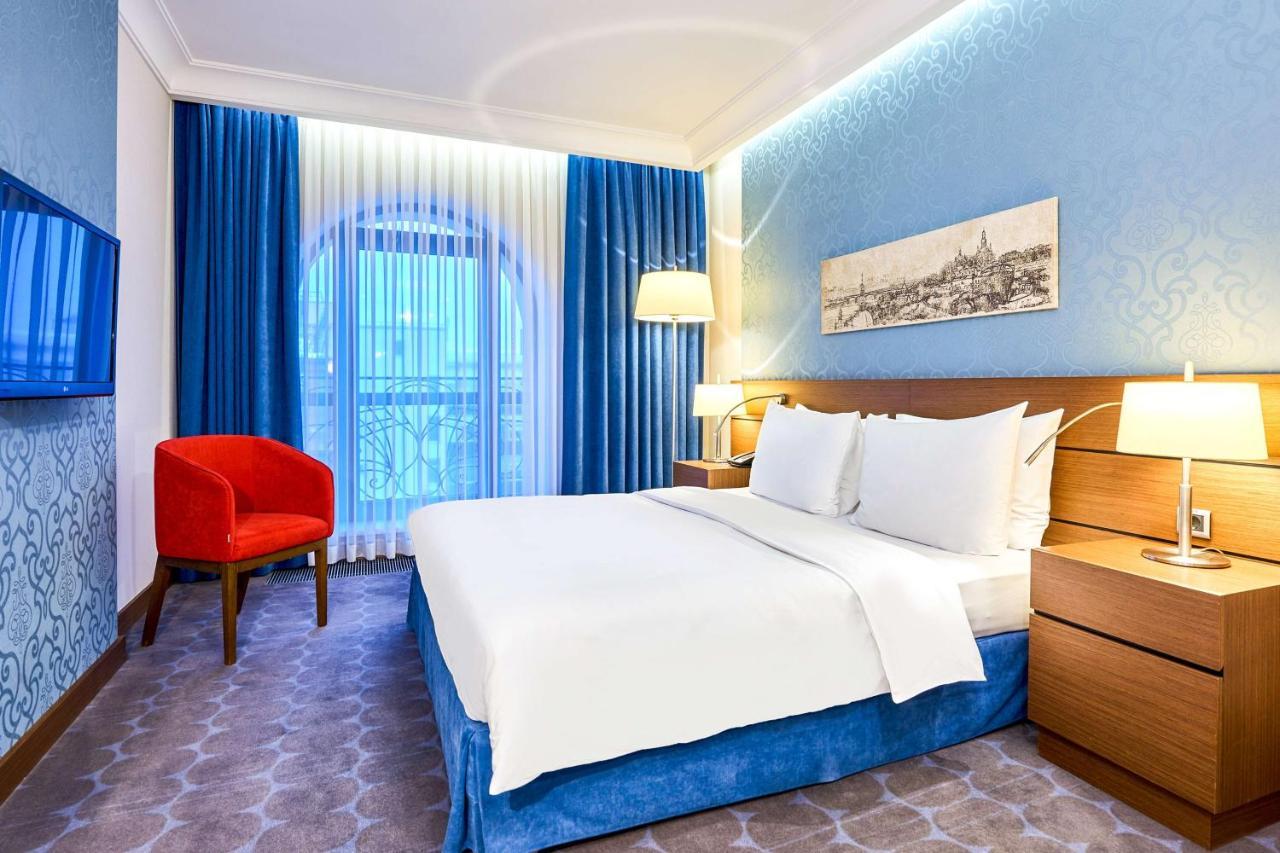 Radisson Blu Hotel, Kyiv Podil City Centre Exteriör bild